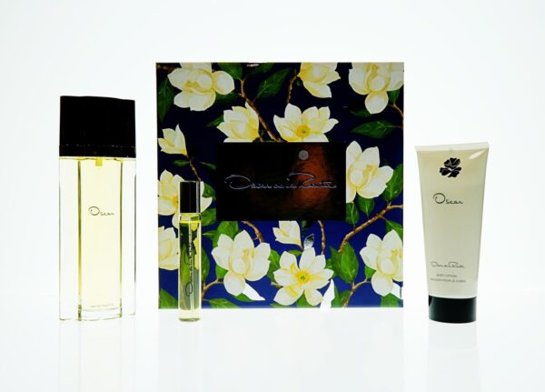 Oscar De La Renta Oscar 3 piece Eau de Toilette for Women – 3 piece gift set