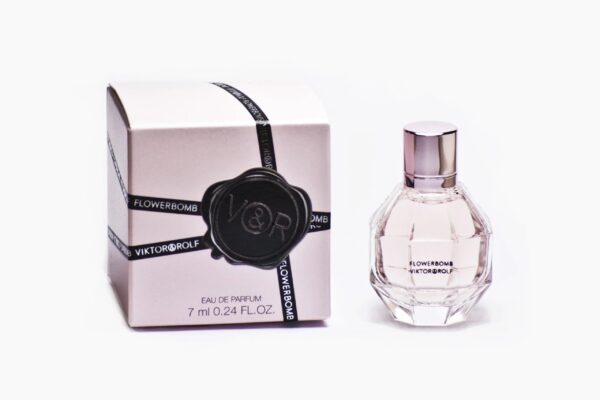 Viktor & Rolf Viktor & Rolf Flowerbomb Eau de Parfum for Women – 0.24 oz